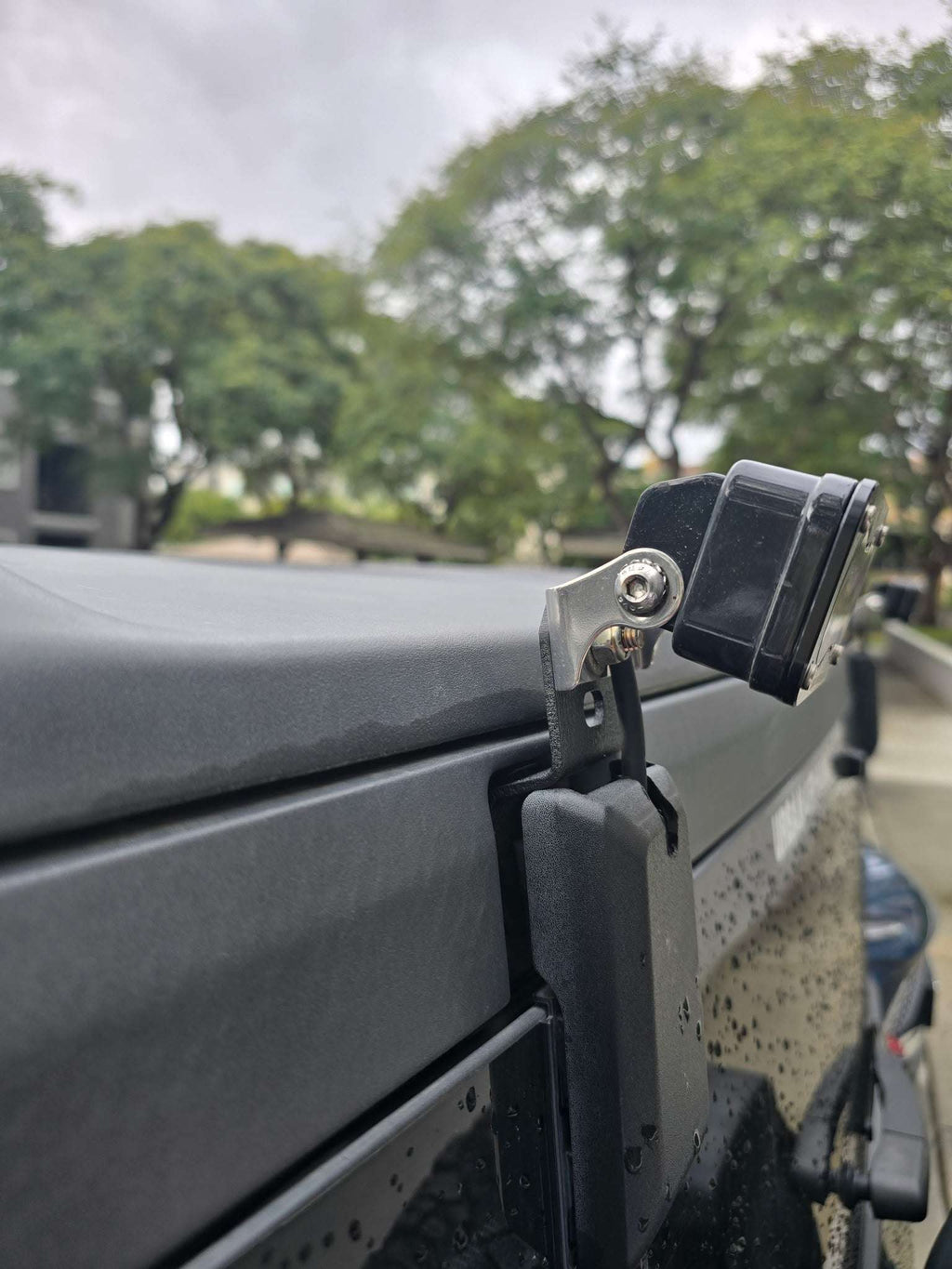 OEM Hard Top Hinge Light Brackets for Ford Bronco