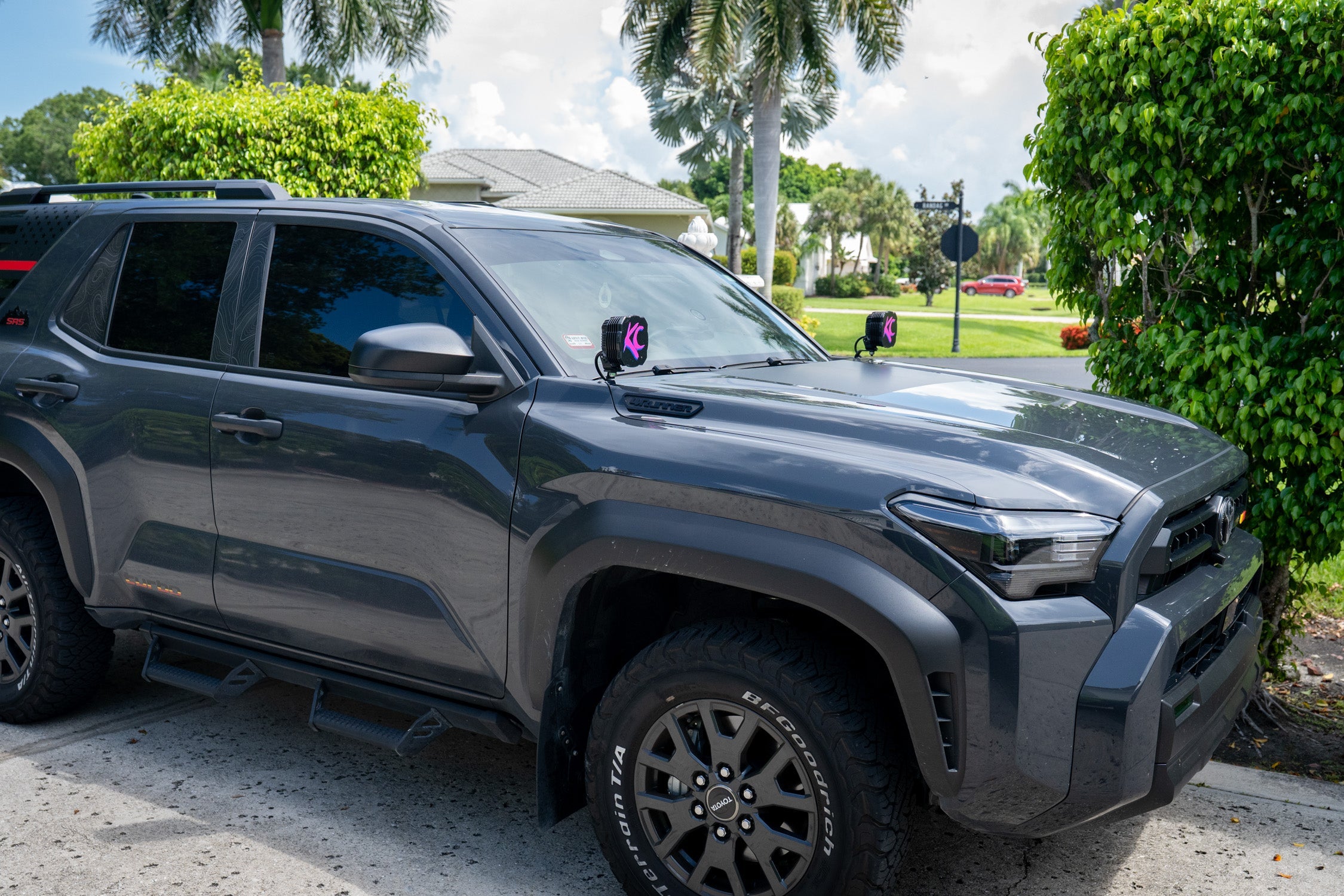 4RUNNER Hood Side Emblems - 2025+ 4Runner