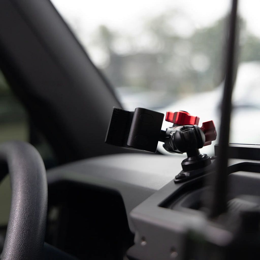 Expedition Essentials Dash Mount With Dual MagSafe Phone Holders | 2021-2025 Ford Bronco & Bronco Raptor (Non-Sport)
