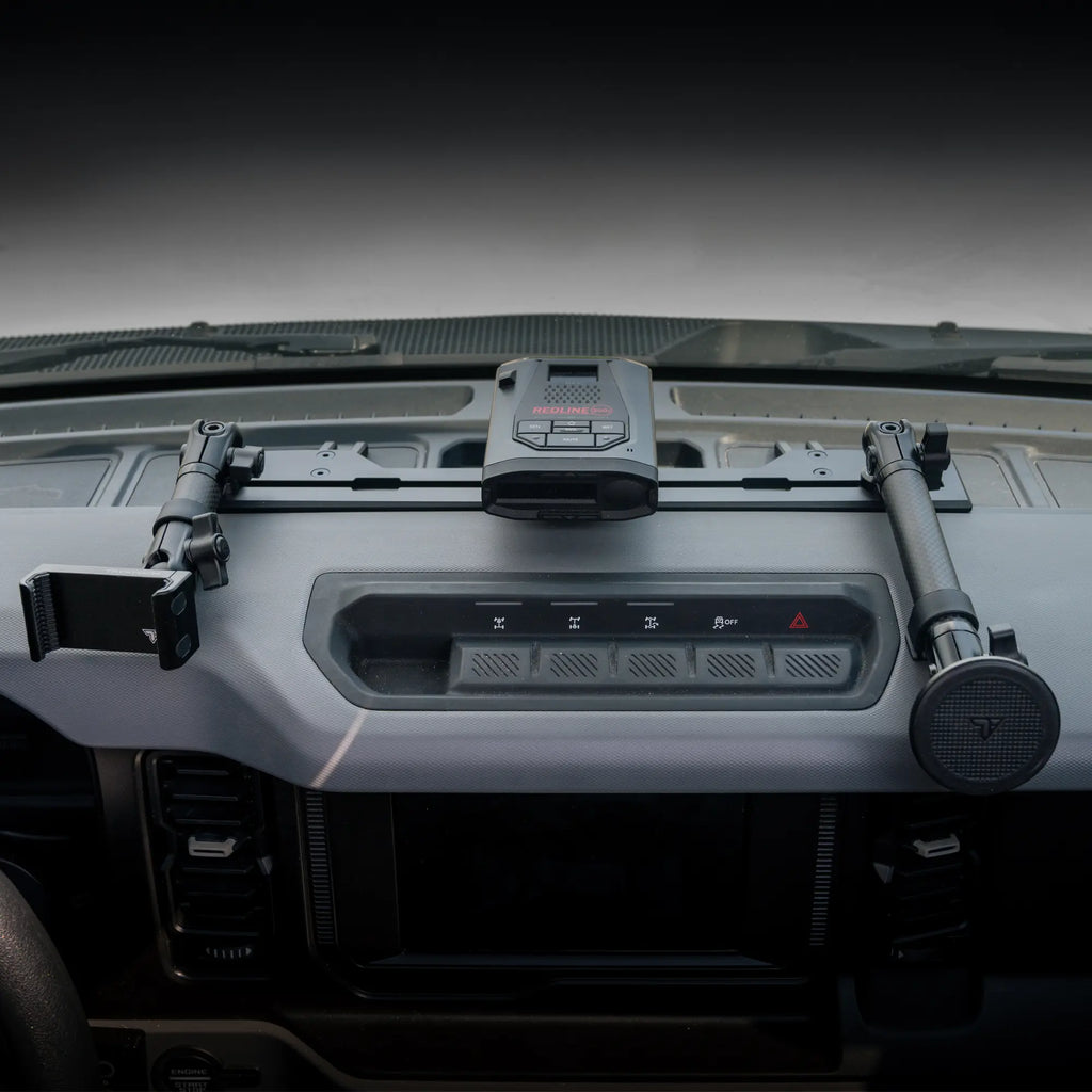 2021+ Ford Bronco & Bronco Raptor (Non-Sport) Tackform Slim Track Dash Bracket With Dual MagSafe Charging Phone Mounts