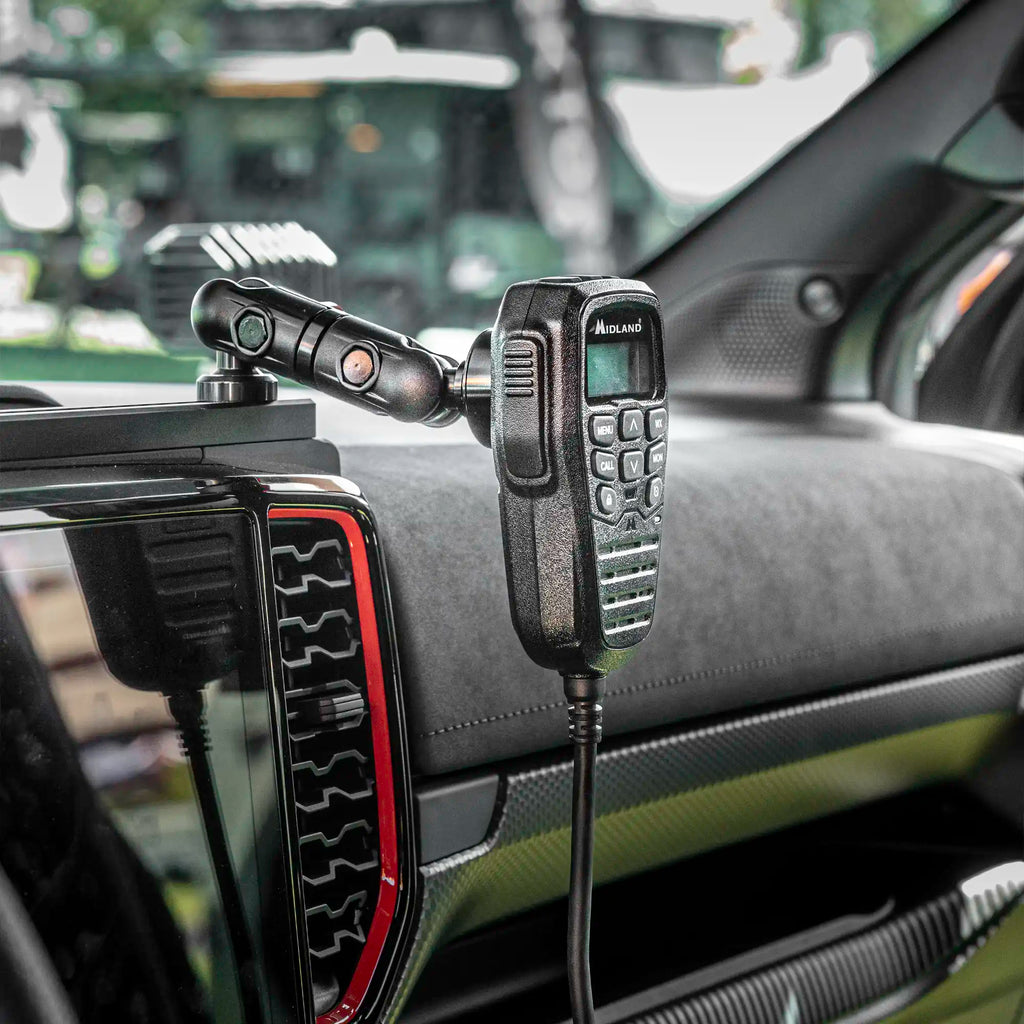2024+ Ford Ranger Tackform Slim Track Dash Bracket With MagSafe Phone Mount