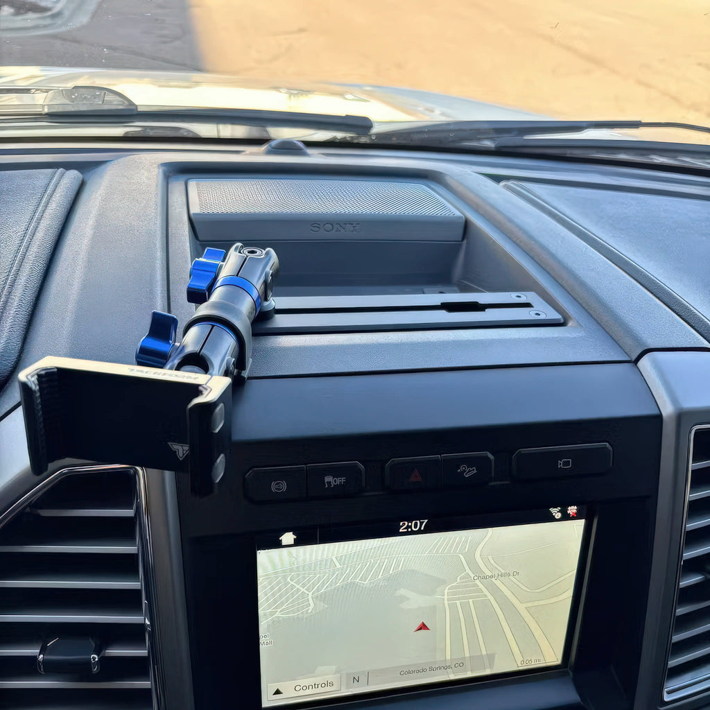‘15-‘20 Ford F-150, ‘17-‘22 Super Duty, ‘18-‘21 Expedition (See Compatibility Info For Year/Trim Details) Tackform Slim Track Dash Bracket With Tablet Mount