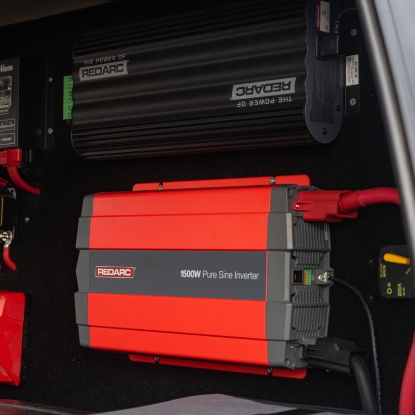 REDARC 1500W Pure Sine Wave Inverter [C]